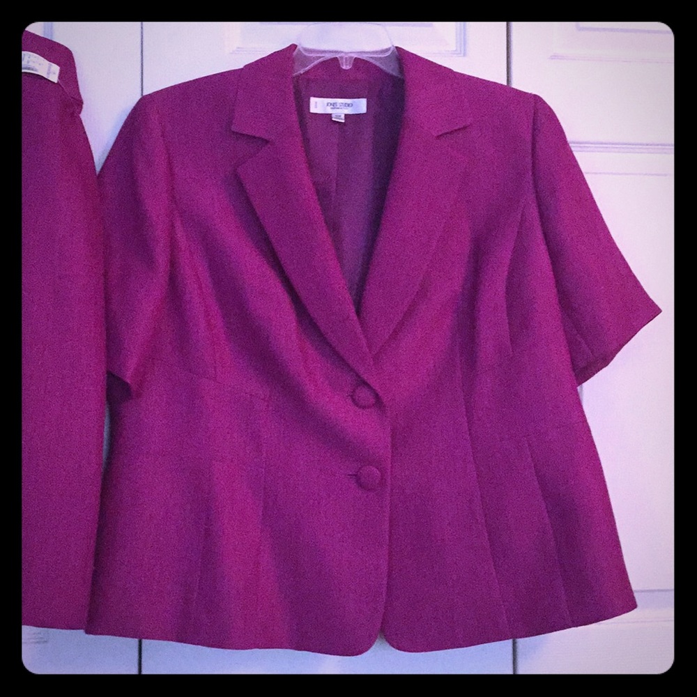 Jones New York Women’s 18W Suit NWT Magenta